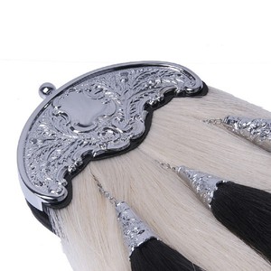 Esporanas Escocesas de Pelo de Caballo con Borlas, Hechas a Medida, con Tres Borlas, Cosidas a Mano - Product Image 3