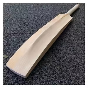 Bate de Críquet Elite de Madera de Sauce Inglés, Hoja de Calidad Premium, Ligero, Agarre Fuerte, Bate para Partidos - Product Image 3