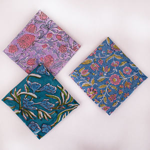 Colección de Verano Craftjaipur, Pañuelo Bandana de Algodón Natural Estampado con Bloques Florales Étnicos de la India, Multicolor, Hermoso Pañuelo para Mujer - Product Image 4