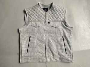 Gilet en cuir et toile respirant, style vintage automne, avec motif noir audacieux, surpiqûres contrastées et boutons recouverts pleine taille - Product Image 3