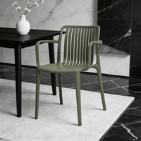 Chaise de salle à manger en plastique empilable, design italien, mobilier moderne pour la maison, le bureau, l'hôtel, l'école, utilisation intérieure et extérieure