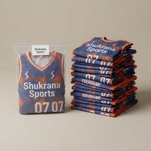 Tenue de basket-ball fabriquée en usine OEM, ensemble maillot et short pour équipe sportive, sans manches, col en V, unisexe - Product Image 6