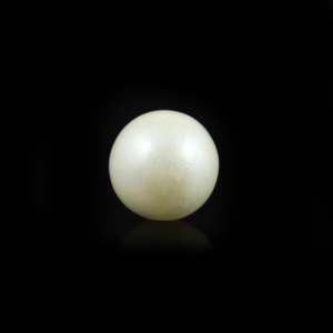 Natural White Loose Pearl 10.2 Carat AAA Grade 15mm for Jewelry Making - Product Image 1
