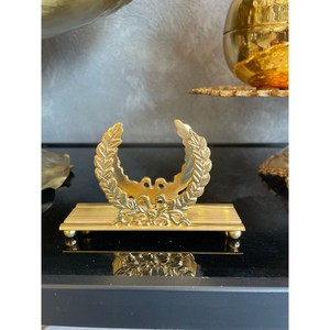 Amazing Golden Metal Napkin Holder with Laurel Design Free Standing Table Decorative <b>Stand</b> - Product Image 1