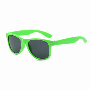 Gafas de Sol Personalizadas con Logotipo para Mujer, de Plástico, con Protección UV400, Montura de PC, Estilo Vintage, Unisex - Product Image 4