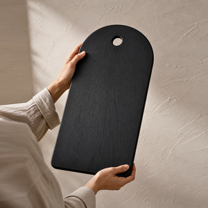 Sleek Matte <b>Black</b> Wooden Chopping <b>Board</b> Features Elegant Arched shaped Silhouette Top Integrated Hanging Hole For Cutting vegies - Product Image 3
