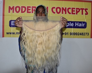 100% brut pas cher en gros vendeur vierge sans traitement chimique couleur ondulée 13*6 frontal blond humain vietnamien Extensions de cheveux - Product Image 1