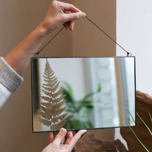 Wholesale Modern Metal Edge Glass Hanging Photo <b>Frame</b> Transparent Botanical Pressed Flower <b>Frame</b> Home Decor Wall Art <b>Picture</b> - Product Image 1