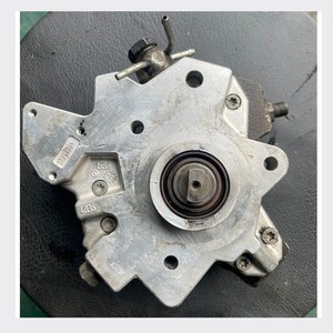 Pièces automobiles d'occasion Pompe à carburant diesel haute pression d'occasion 0 445 010 121 33100-27400 Compatible avec Hyundai Kia pièces automobiles coréennes - Product Image 4