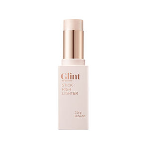 Glint Stick Highlighter 01 Dewy Moon Versatile Bronzer & Highlighter en un - Product Image 1