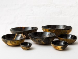 Bol en corne naturelle de qualité supérieure, bol de service traditionnel artisanal pour salle à manger, cuisine et décoration d'événements - Product Image 5