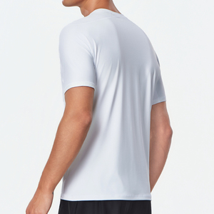 เสื้อยืดกีฬาผู้ชาย น้ำหนักเบา คอกลม แห้งเร็ว ระบายอากาศได้ดี ผ้าฝ้าย 100% โพลีเอสเตอร์ 100% ทรงหลวม แขนสั้น - Product Image 5