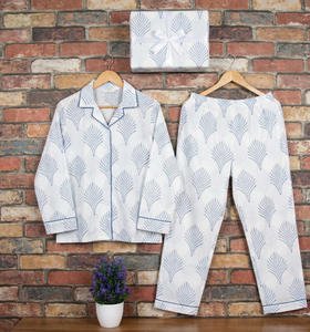 ชุดนอนผ้าฝ้ายพิมพ์ลายปักลายด้วยเครื่องจักรสำหรับผู้หญิง ฤดูร้อน/ฤดูใบไม้ผลิ เนื้อผ้านุ่ม ใส่ได้สองด้าน แขนยาว ทำด้วยมือ - Product Image 3