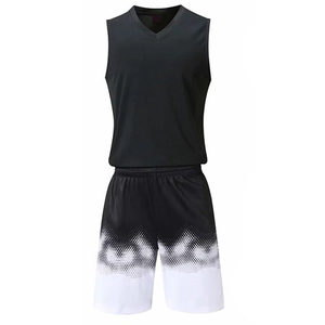 Ensemble d'uniformes de basketball en polyester avec impression par sublimation, logo personnalisé, séchage rapide, respirant, tenue athlétique - Product Image 2