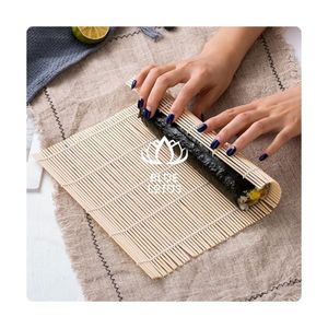 DISPONIBLE |   Tapis à rouler en bambou pour la préparation culinaire, la fabrication et le service de sushis, Vietnam - Product Image 1