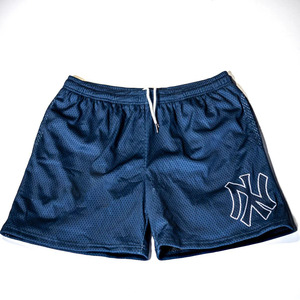 กางเกงขาสั้นเอวสูงสไตล์ไฮสตรีทสำหรับผู้ชาย ความยาวขาใน 5 นิ้ว ผลิตจากโพลีเอสเตอร์/คอตตอน สีพื้น แห้งเร็ว ระบายอากาศได้ดี เอวยางยืด - Product Image 4