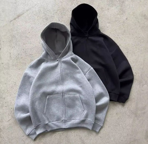 Survêtement personnalisé en molleton de coton épais 500 GSM pour homme, comprenant un sweat à capuche zippé oversize et un pantalon de survêtement large, style streetwear, modèle vierge - Product Image 3