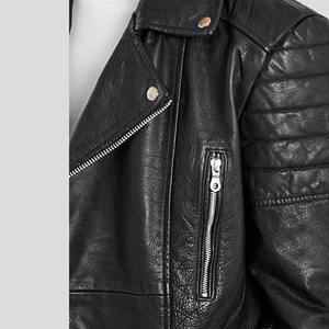 Chaqueta de Motociclista Personalizada para Hombre, de Cuero Genuino Negro, con Hombros Acolchados, Corte Ajustado, Piel de Oveja Suave, Ropa de Calle - Product Image 4