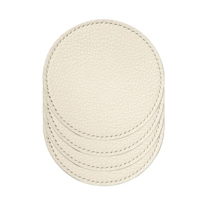 Juego de posavasos de cuero genuino de estilo clásico personalizable para Bar de boda, posavasos de cuero redondo con logotipo personalizado - Product Image 1