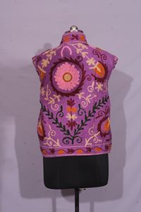 Chaqueta de tela TNT Suzani con bordado floral morado – Chaqueta artesanal para bodas, fiestas y ocasiones festivas. - Product Image 5