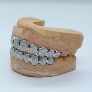 Grillz Hip Hop Tendance Iced Out, Décoration Dentaire en Moissanite et Diamant, Effet Bling, Argent 925 Fait Main, Brillant - Product Image 3