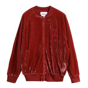 Blouson en velours rouge pour femmes, vêtement décontracté, de styliste et à la mode, avec col ras du cou et fermeture éclair, Sexy, vente en gros, 2020 - Product Image 4