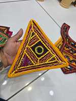 Patch triangulaire brodé à la main et perlé, style à coudre, en tissu toile, pour cadeaux, sacs, chaussures et textiles de maison, vente en gros