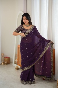 Sari en soie violette tendance avec broderie dorée, tenue de mariage indienne traditionnelle pour femmes de Samp Corporation - Product Image 2