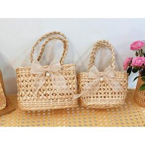 Bolso Tote Casual de Estilo Rústico, Tejido con Jacinto de Agua Natural, Ligero y Ecológico, Hecho en Vietnam - Product Image 4