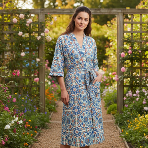 Bata de algodón con estampado artesanal, estilo kimono, larga, azul floral, para descansar, con lazo en la cintura y bolsillos, ligera - Product Image 5