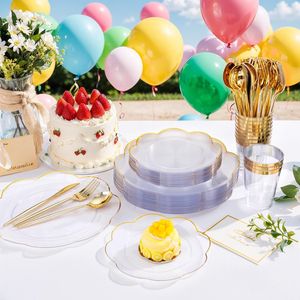 Set di 180 Piatti in Plastica Trasparente Dorata, Stoviglie Usa e Getta Resistenti, Set di Posate in Plastica Trasparente Dorata per Feste - Product Image 4