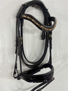 อุปกรณ์ขี่ม้า ALR EQUESTRIANS บิตม้าหนังแท้ทำมือ ทนทาน สวมใส่สบาย ปรับขนาดได้ ออกแบบได้ตามต้องการ โลโก้สั่งทำได้ - Product Image 3