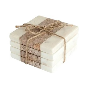 Magnifiques sets de sous-verres ronds en bois imprimés de roses rouges, 6 pièces, sous-verres de service en bois avec un magnifique motif floral imprimé - Product Image 4