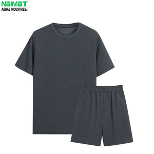 Conjunto de Pantalones Cortos Deportivos de Secado Rápido para Hombre, Color Sólido, Dos Piezas, Negro y Gris Oscuro, de Naimat Abbas Industries - Product Image 6