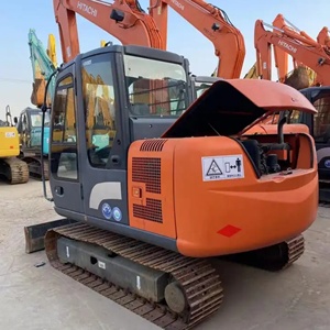 Excavatrice sur chenilles ZAXIS 60 d'occasion avec boîte de vitesses PLC, moteur Hitachi et pompe, 6 tonnes, pour la construction et les travaux de terrassement - Product Image 1