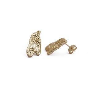 Pendientes artesanales con textura de pepita, chapados en oro de 18k, delicados pendientes colgantes, joyería para fiesta, regalo para mujer - Product Image 1
