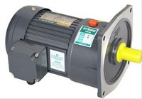Moteur à engrenages à induction AC de petite taille 1/4HP 200W avec frein, faible bruit, triphasé électrique