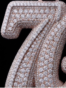 Pendentif personnalisé en forme de chiffre 3D, serti de moissanite VVS, style hip-hop, pour soirée - Product Image 3