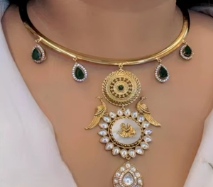 Collier en plaqué or avec pierre CZ semi-précieuse de qualité supérieure avec boucle d'oreille pour femmes et filles pour mariage et fête - Product Image 2