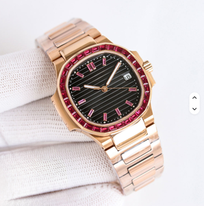 Montre de plongée pour femme haut de gamme avec bracelet en tissu carré, résistance à l'eau 5 ATM, montre mécanique puissante et prestigieuse, fermoir papillon - Product Image 1