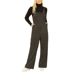 Overol de Mezclilla para Mujer con Estampado Floral, Ideal para Atuendos Casuales y Ropa Urbana - Product Image 1