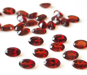 A R Creation Pierre précieuse naturelle non montée Grenat rouge taille ovale 4*6mm avec jeu de couleurs du Rajasthan pour la fabrication de bijoux (pièce brute) - Product Image 2