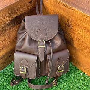 Nouvel arrivage de sacs à dos occidentaux élégants en cuir recyclé pour femmes, couleur arc-en-ciel, sacs à dos en cuir de taille idéale - Product Image 4