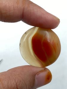 Piedra Preciosa de Ónix de la Mejor Calidad, Forma Redondeada, Hermosa Piedra de 35.49 Quilates en Color Beige Crema - Product Image 5