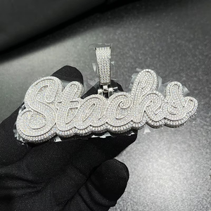 Pendentif de nom personnalisé de luxe style Hip Hop, entièrement serti de Moissanite VVS, finition or blanc, avec chaîne à lettres sur mesure - Product Image 1