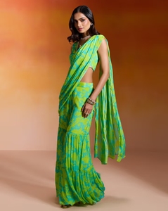 Sari Sharara Estampado en Chinon Verde Lima con Blusa Nakhraali Nomads - Product Image 4