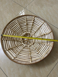 Chapeau de fermier en feuille de palmier naturelle, design conique en bambou, pour le travail en extérieur et la décoration - Product Image 5