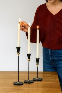 Support de bougie conique finition or, porte-bougie décoratif haut de gamme pour table à manger, décoration de Noël, cadeau élégant pour la maison - Product Image 2