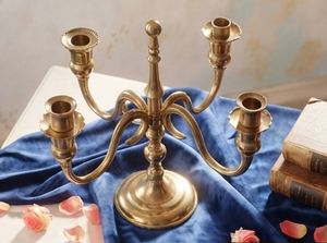 Candelabros de Metal de 4 Brazos para Centros de Mesa de Boda, Portavelas Dorados Vintage Europeos, Decoración para el Hogar y Bodas - Product Image 4