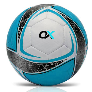 Ballon de football Oxva Industries confortable et respirant, fabriqué au Pakistan, ballon de football de haute qualité - Product Image 4